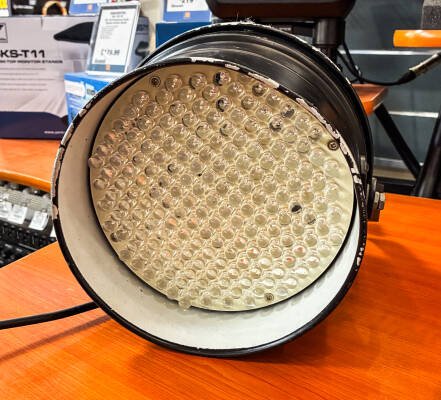 Microh - LED Par 64 RGB Wash with Digital Display